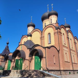 Pjuhticas Dievmātes Aizmigšanas klosteris, Igaunija
