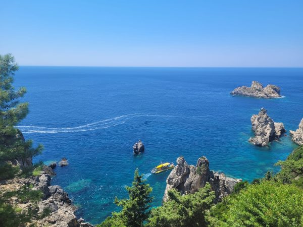 Grieķija - Korfu: pie svētītāja Spiridona un atpūta pie jūras