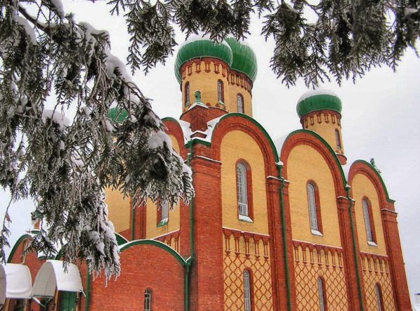 Пюхтицкий Успенский женский монастырь, Эстония