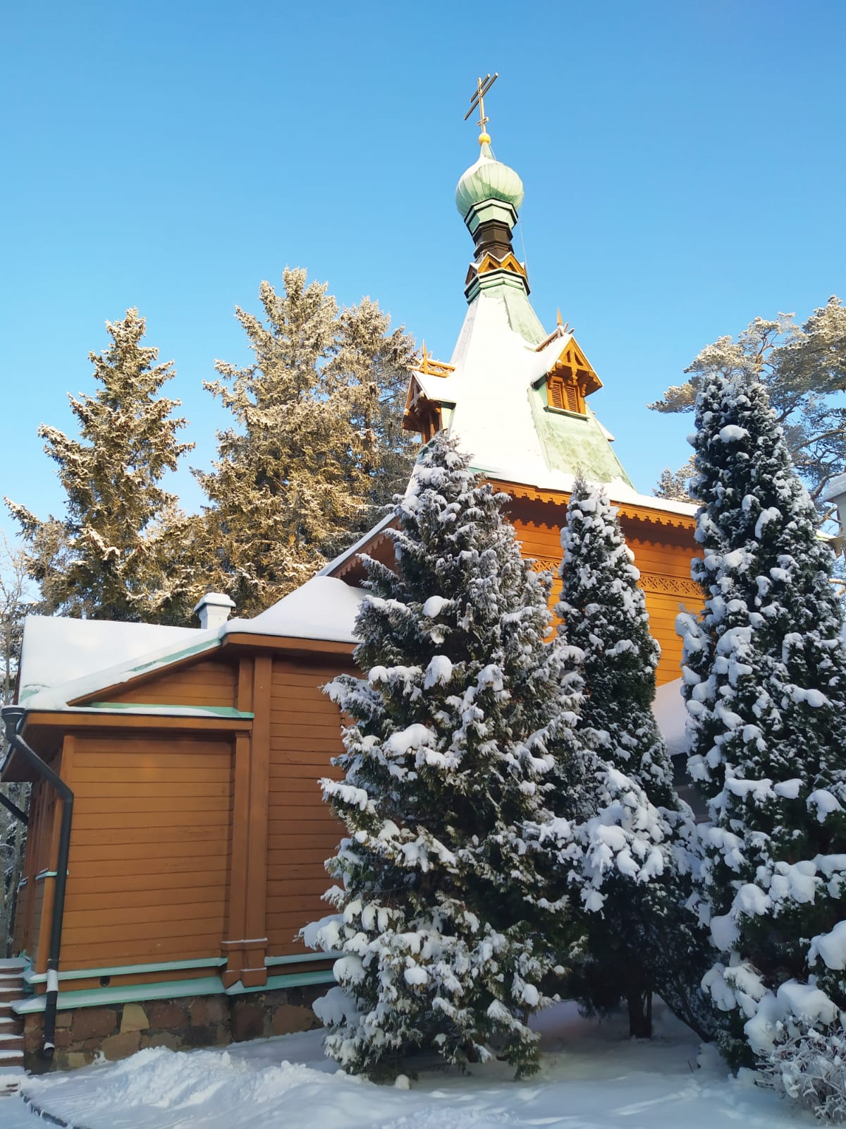 Зимняя сказка в Пюхтице